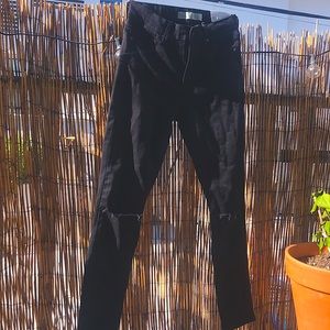 Black top shop jeans with hole in knees
